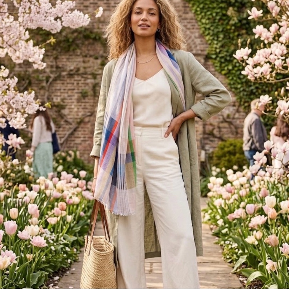 NWT Echo Multicolor Plaid Lightweight Scarf